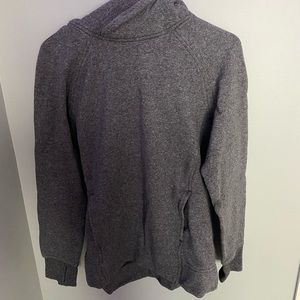 Lululemon pullover
